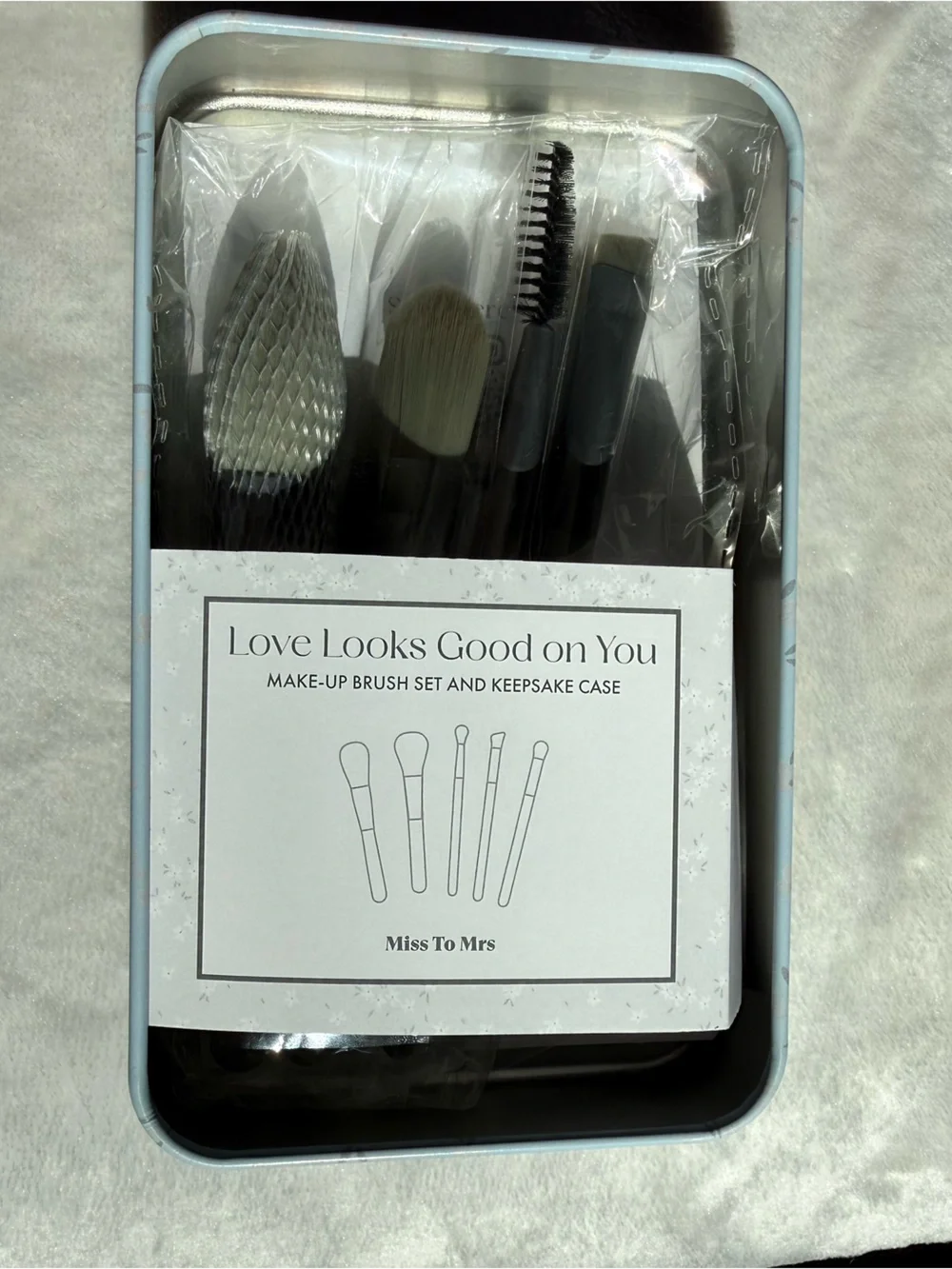 Makeup Brush Set with Tin Case - Light Blue